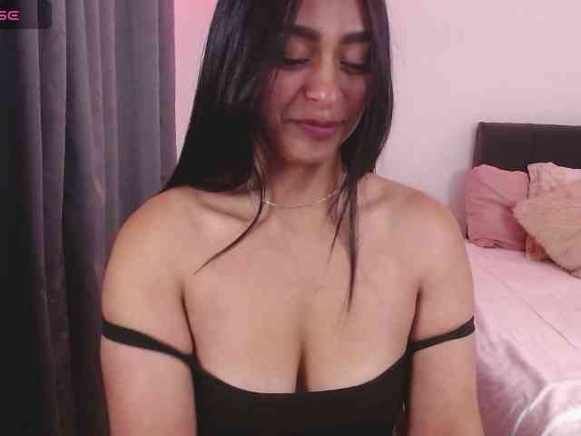 MelaniieJ01 webcam