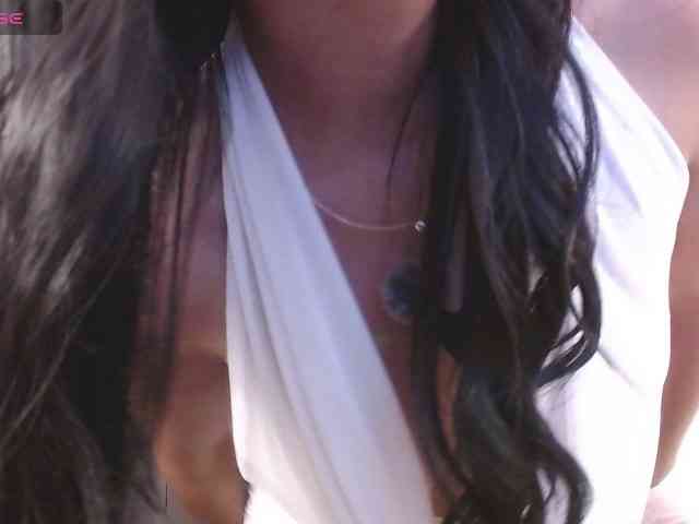 MelaniieJ01 webcam