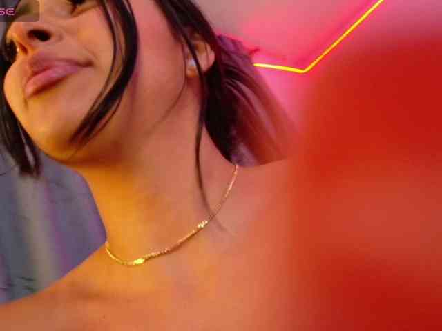MelaniieJ01 webcam