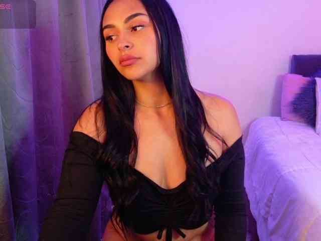 Model: MelaniieJ01