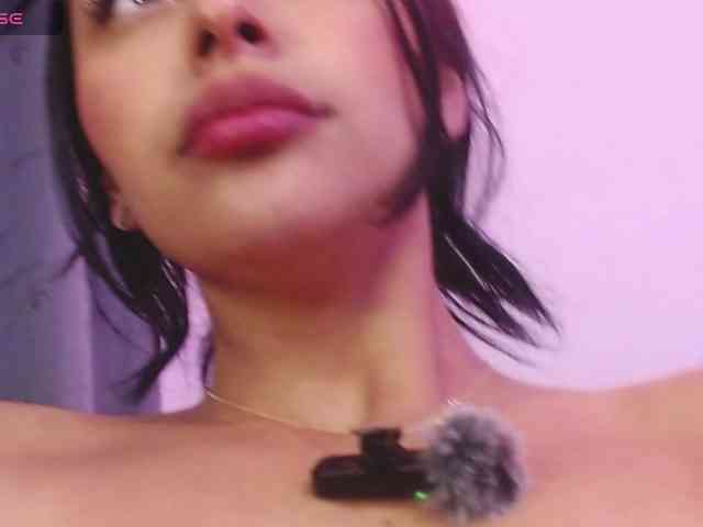 MelaniieJ01 webcam