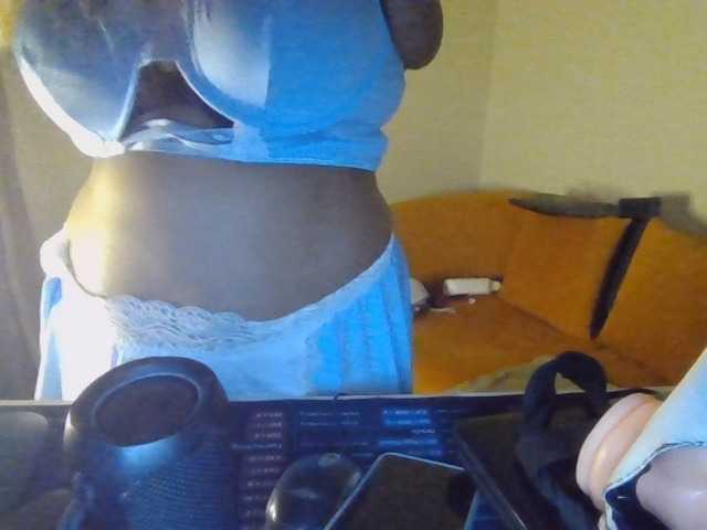 JulieJoe live cam on BongaCams