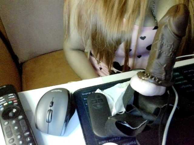 JulieJoe live cam on BongaCams