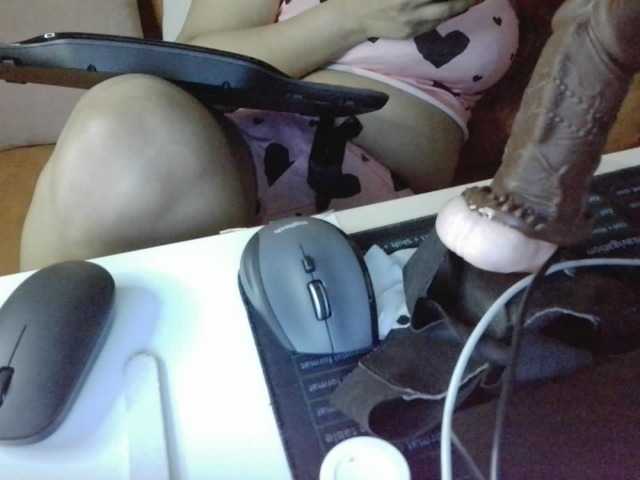 JulieJoe live cam on BongaCams