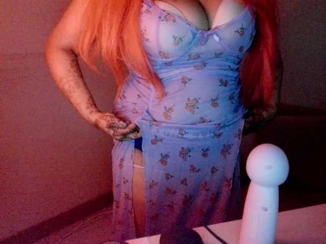 JulieJoe live cam on BongaCams