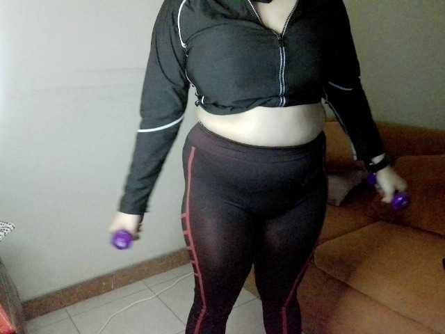 JulieJoe live cam on BongaCams