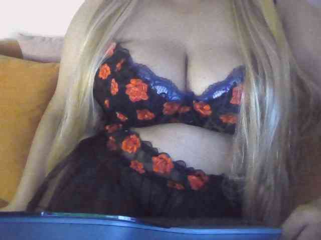 JulieJoe webcam