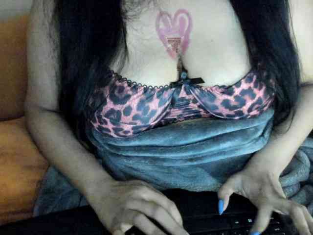 JulieJoe webcam