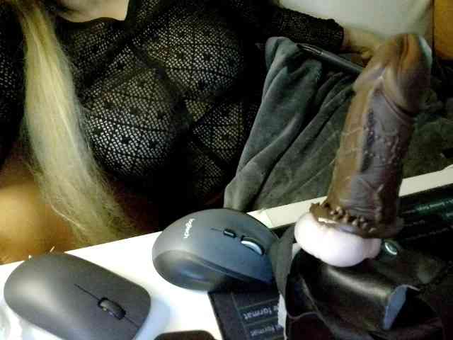 JulieJoe webcam