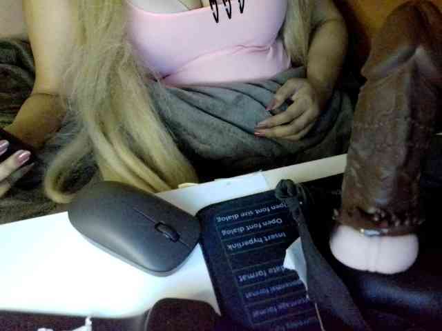 JulieJoe webcam