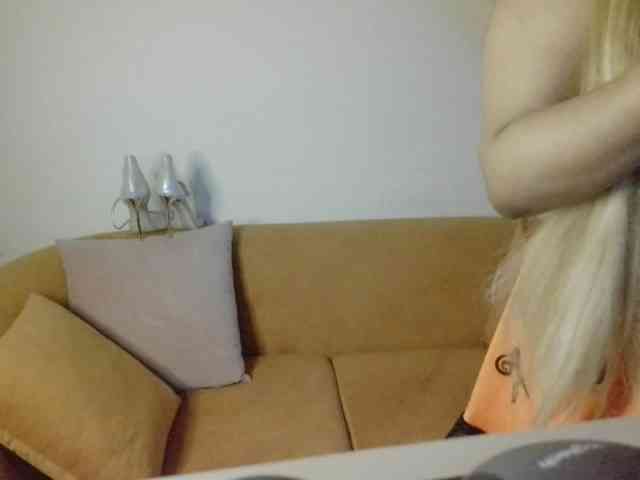 JulieJoe webcam