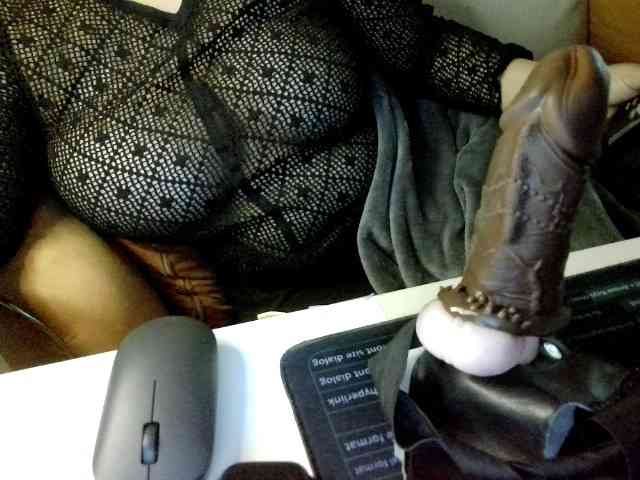 JulieJoe webcam