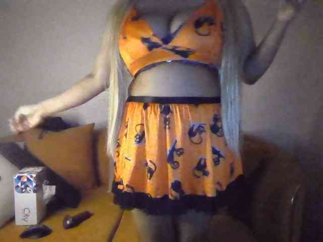 JulieJoe webcam
