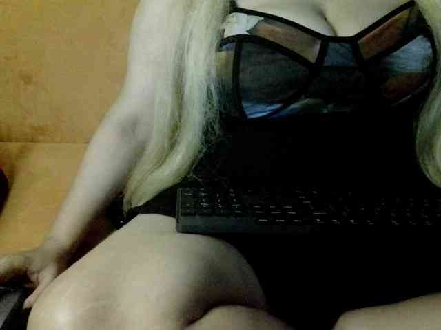 JulieJoe webcam