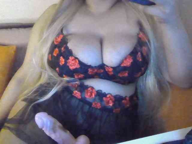JulieJoe webcam