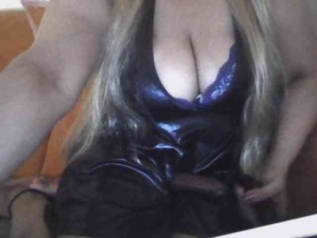 JulieJoe webcam