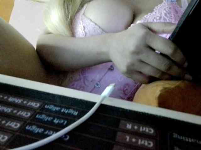 JulieJoe webcam
