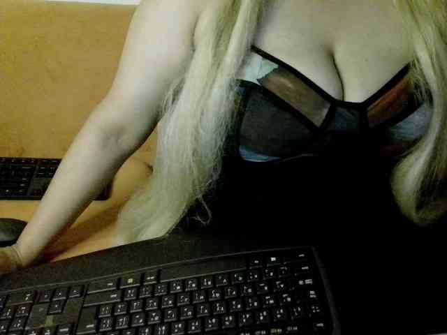 JulieJoe webcam