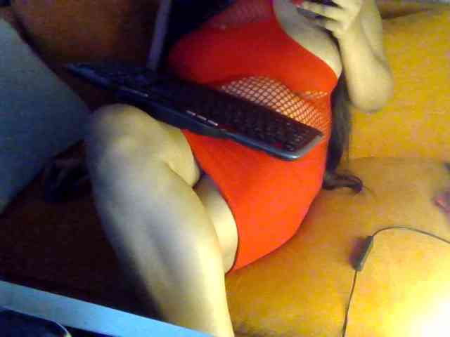Model: JulieJoe
