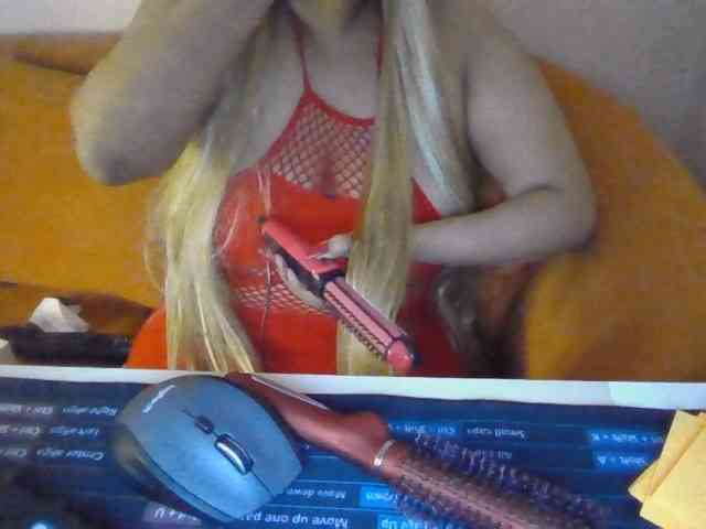 JulieJoe webcam