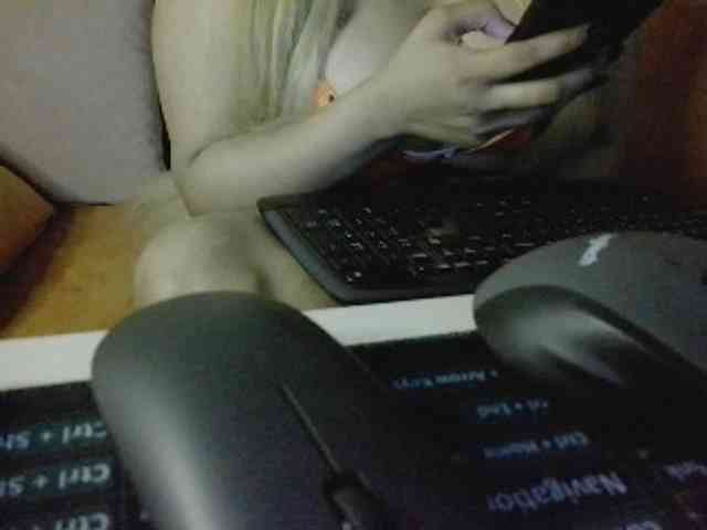 JulieJoe webcam