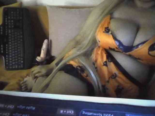 JulieJoe webcam