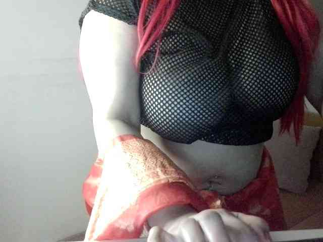 JulieJoe Live Webcam on BongaCams