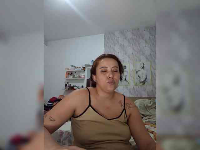 Modelo: BiaDelicia