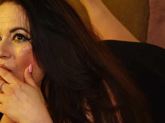 TanyaJade88 live webcam show