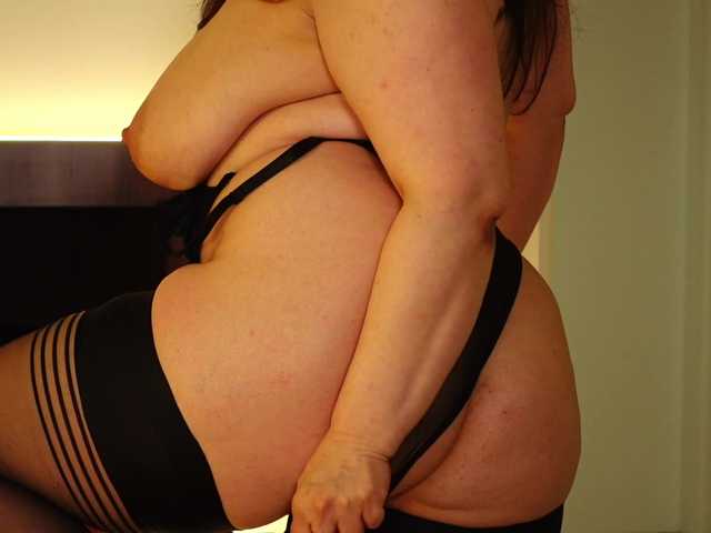 TanyaJade88 live cam on BongaCams