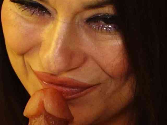 TanyaJade88 webcam