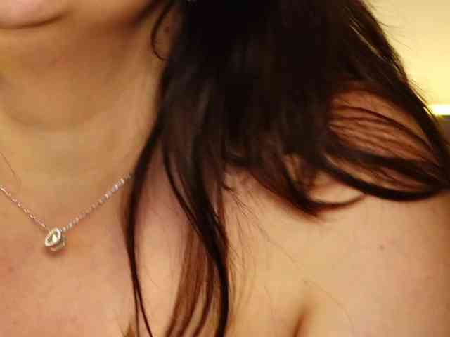 TanyaJade88 webcam