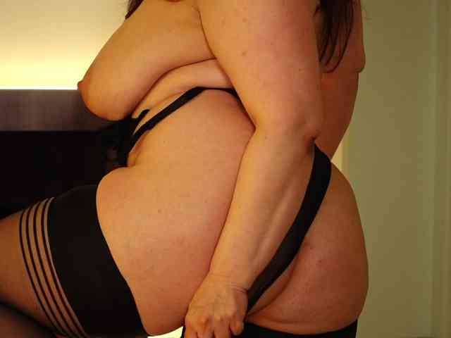 TanyaJade88 webcam