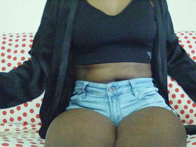 AyaBloom webcam