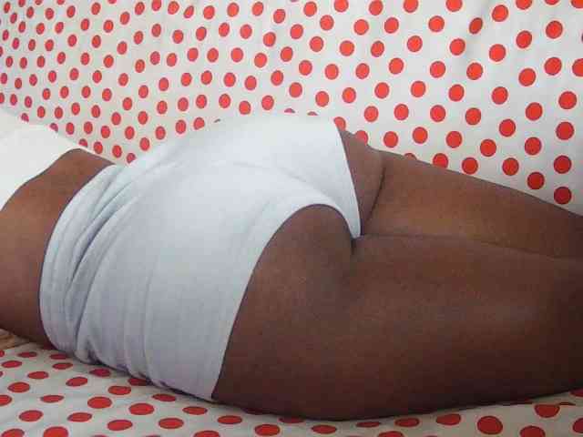 AyaBloom webcam