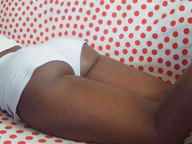 AyaBloom webcam