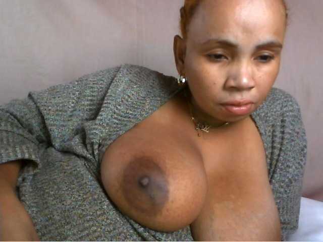 Amanah live cam on BongaCams
