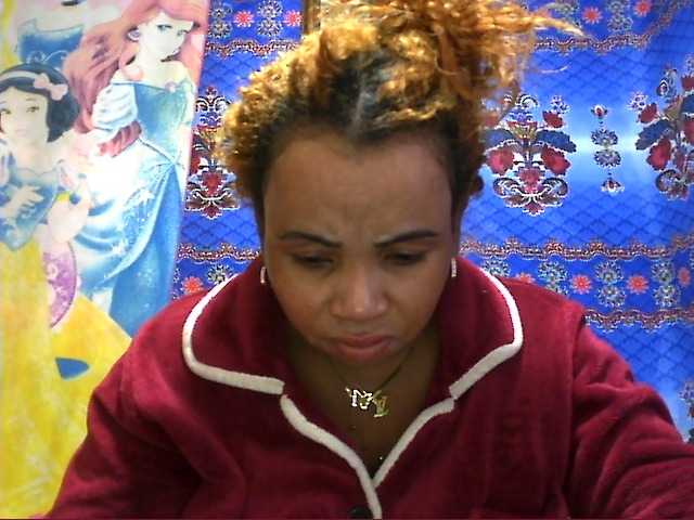 Amanah live cam on BongaCams