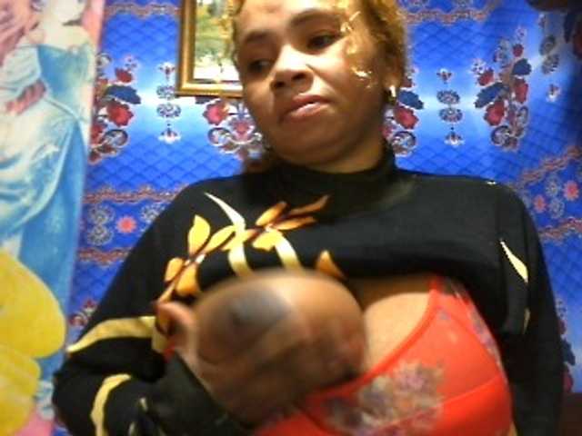 Amanah live cam on BongaCams