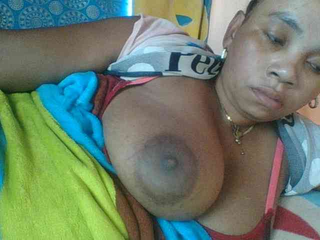 Amanah Live Webcam on BongaCams