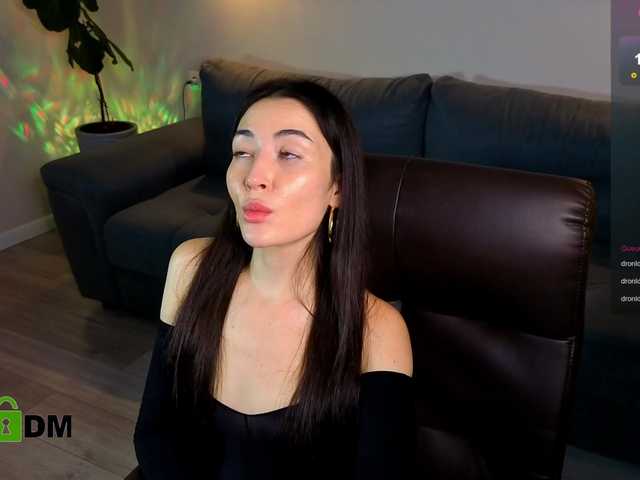 MilaYumi live cam on BongaCams