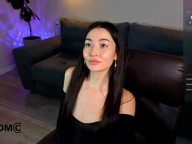 MilaYumi live cam on BongaCams
