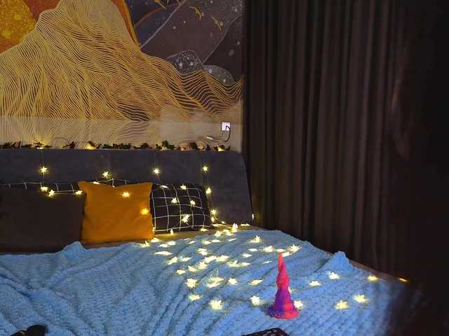 MilaYumi's BongaCams show and profile