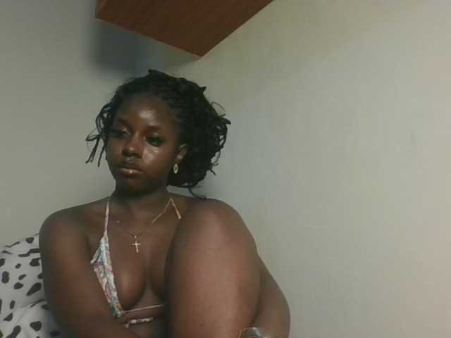 Sexykitten1 webcam