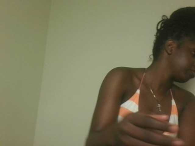 Sexykitten1 live cam on BongaCams