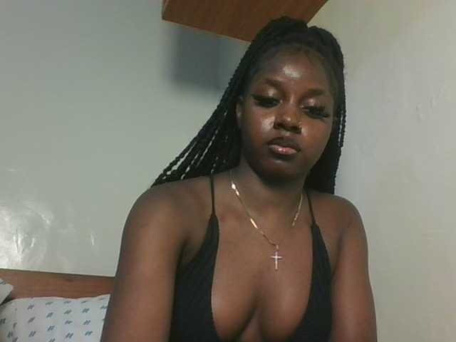 Sexykitten1 webcam