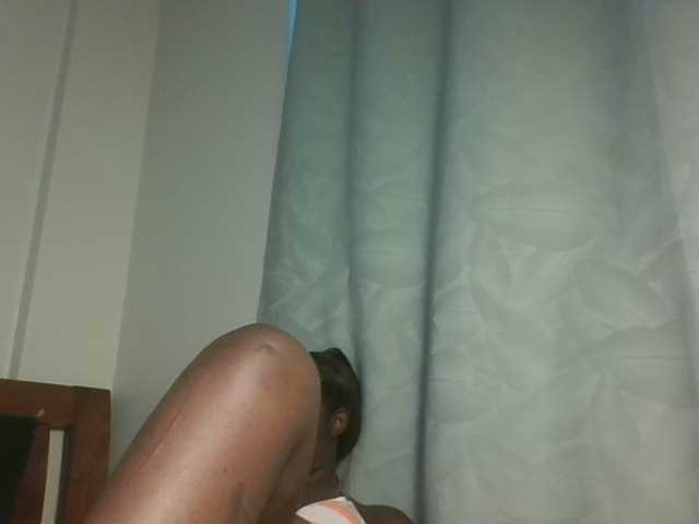 Sexykitten1 live cam on BongaCams