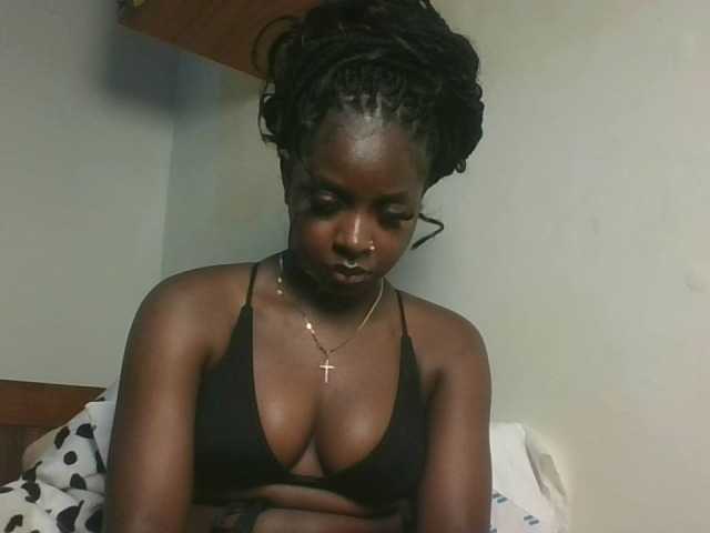 Sexykitten1 webcam