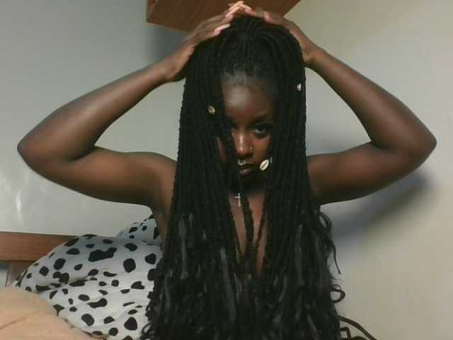 Sexykitten1 live cam on BongaCams
