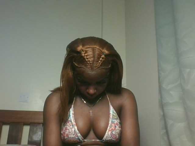 Sexykitten1 — live female cam